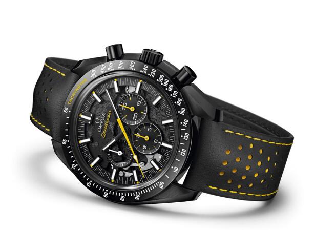 The yellow seconds hand is contrasting to the black dial and bezel.
