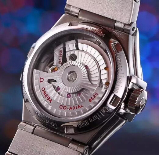 The remarkable movement could be viewed through the transparent caseback.