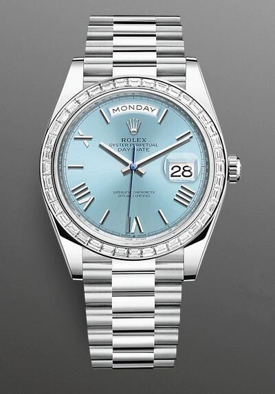 1:1 replica watches are adaptive for summer with ice blue color.